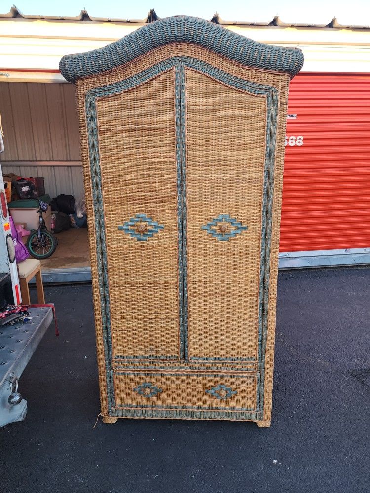 Vintage 1960 Rotten And Green Unique Custom-made Design Wardrobe Cabinet And It's An Excellent Condition Used To Belong To My Grandparents