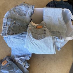 Used Levi’s Multiple Pairs 501 