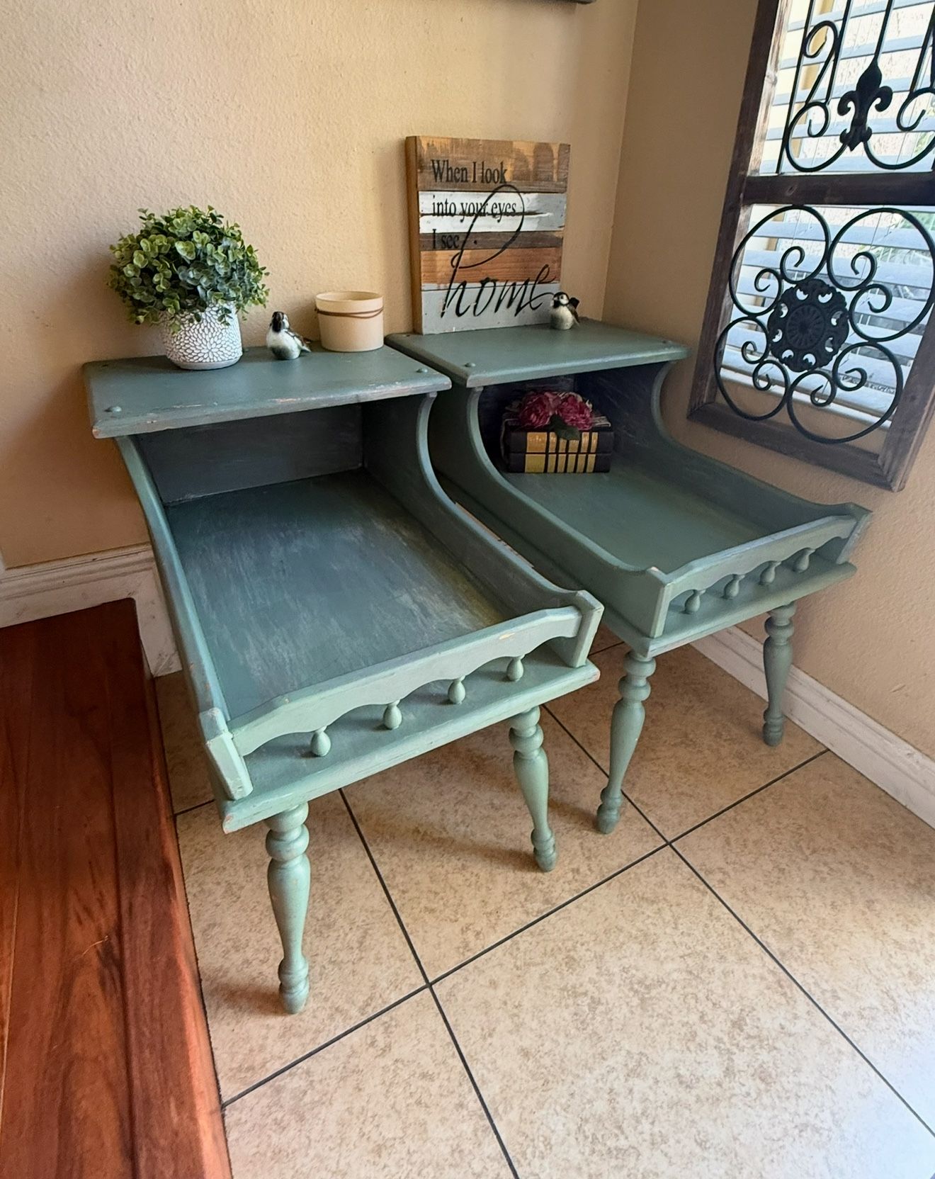 Pair Of Vintage Wooden Accent/  End Tables 