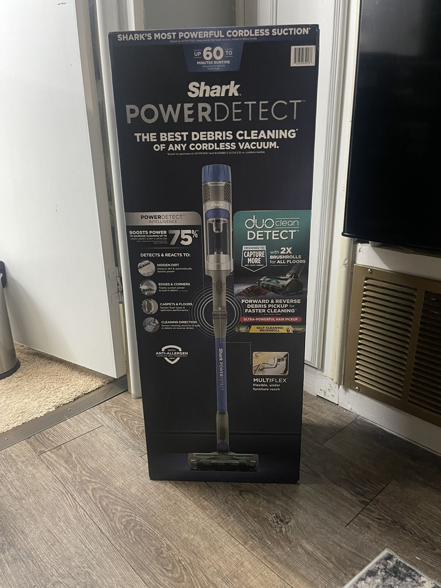 Cordless Shark Power detect Vacuum