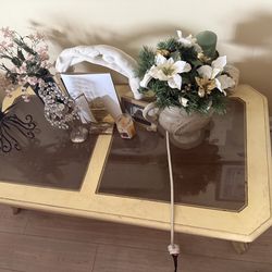 Coffee table with decorations