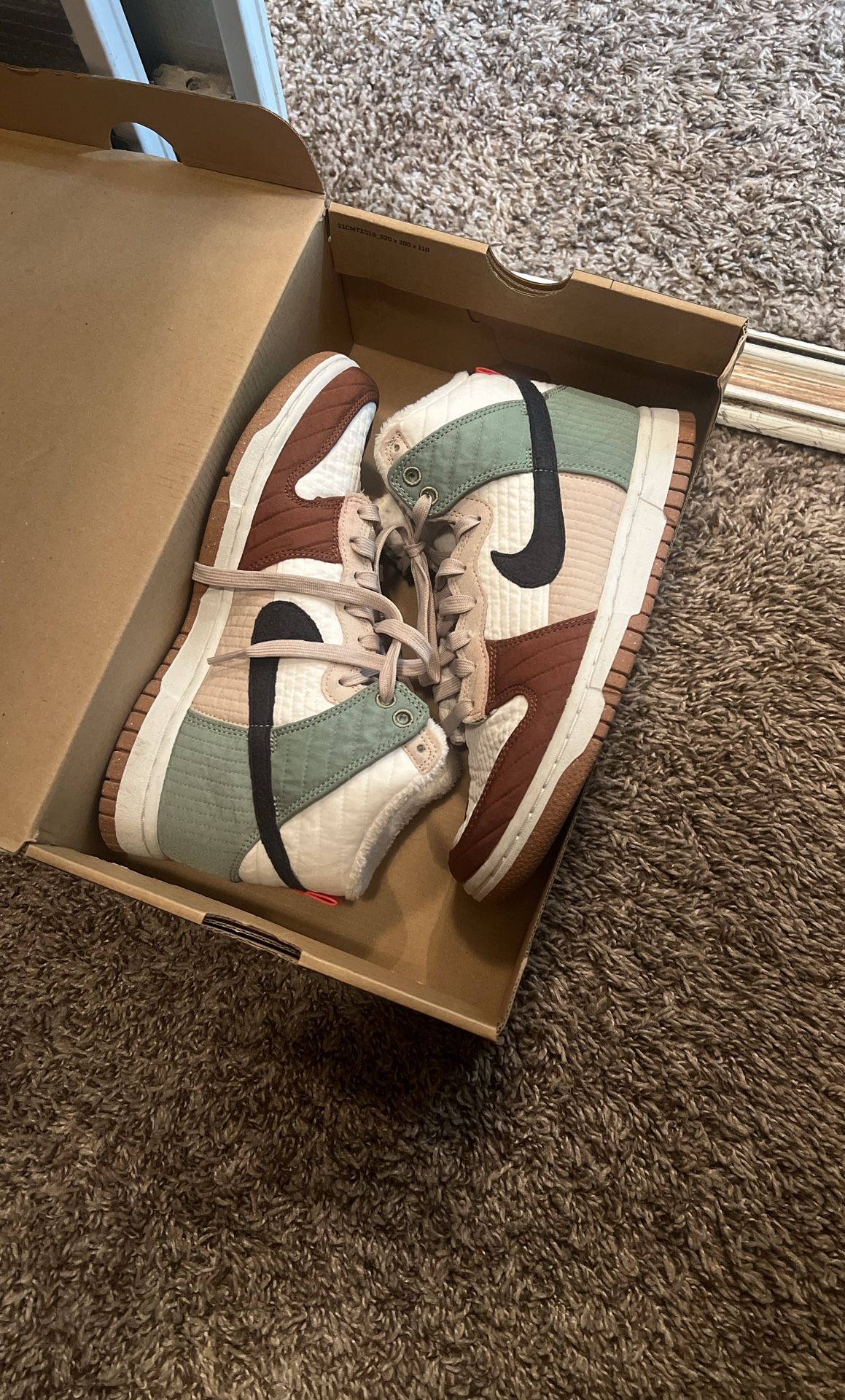 Wmns Dunk High LX Next Nature ‘Toasty’