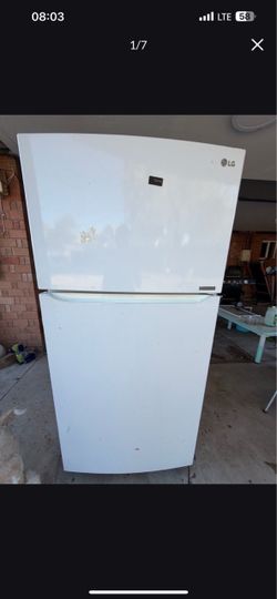LG refrigerator