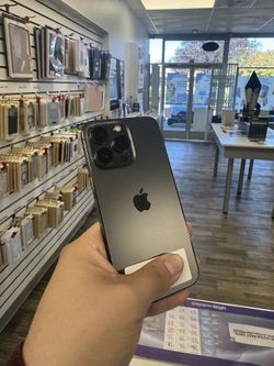 Apple - iPhone 13 Pro 6.1" (Unlocked) (Pre-Owned) / 256GB / Fair| $5 Down | Payment plan available