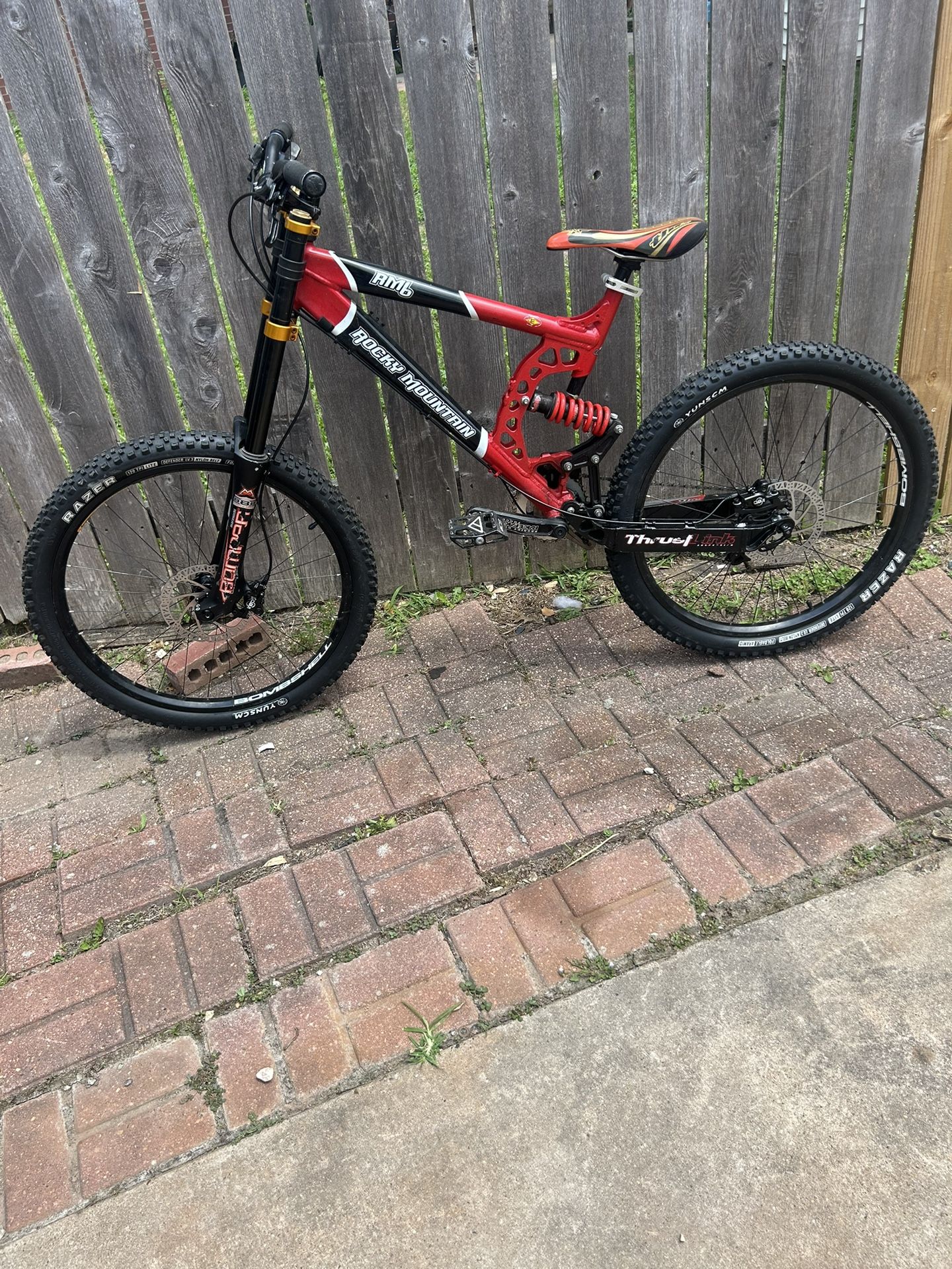 RM6 mountain bike