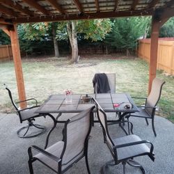 Patio Table/ Chairs
