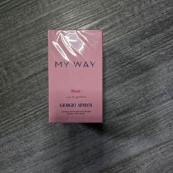 Giorgio Armani Floral 