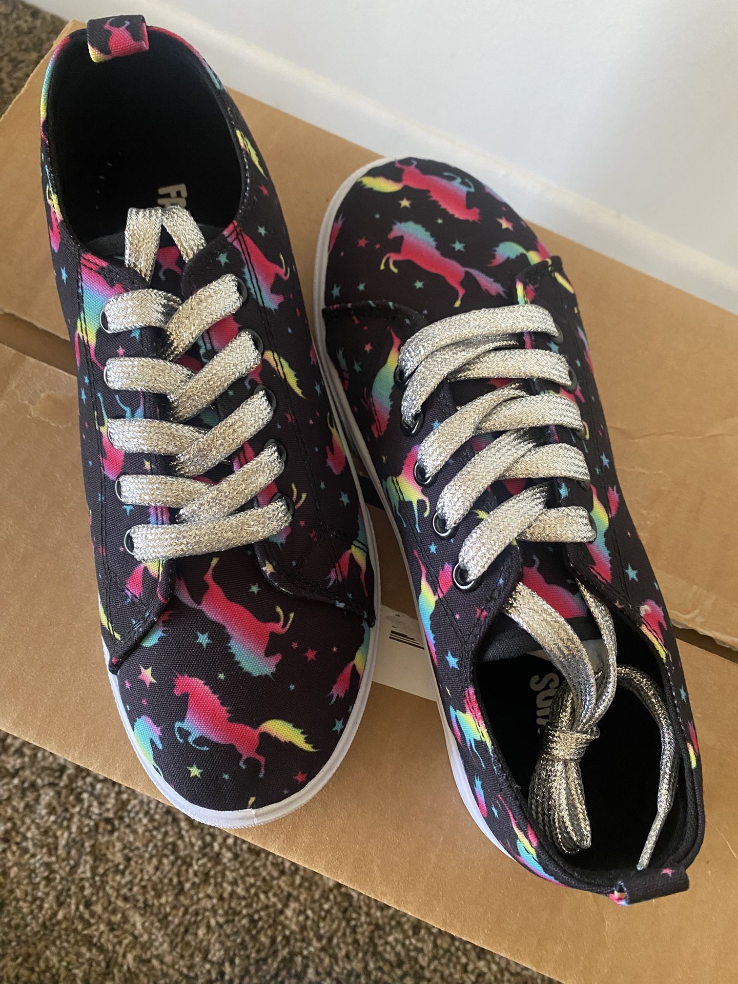Girl Shoes