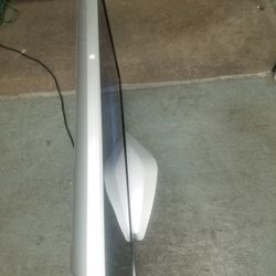 Beautiful Panasonic Flatscreen HDTV - WITH FREE DELIVERY IN PHILLY