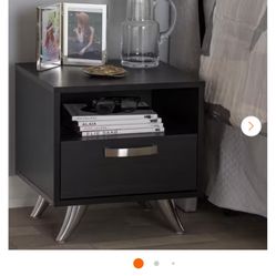 Warwickw 1-Drawer Dark Brown Nightstand
