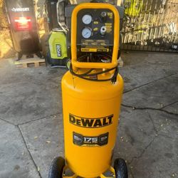 DEWALT 26 Gal. 175 PSI Ultra Quiet Portable Electric Air Compressor