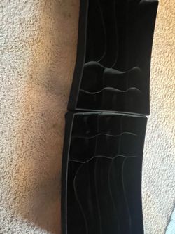 Set of two black holders