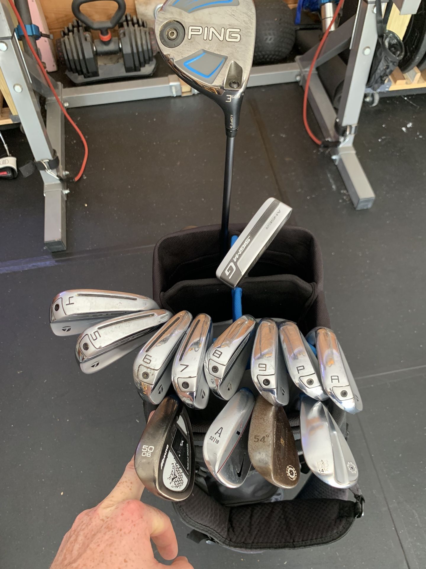 Full Golf Bag - No Driver
