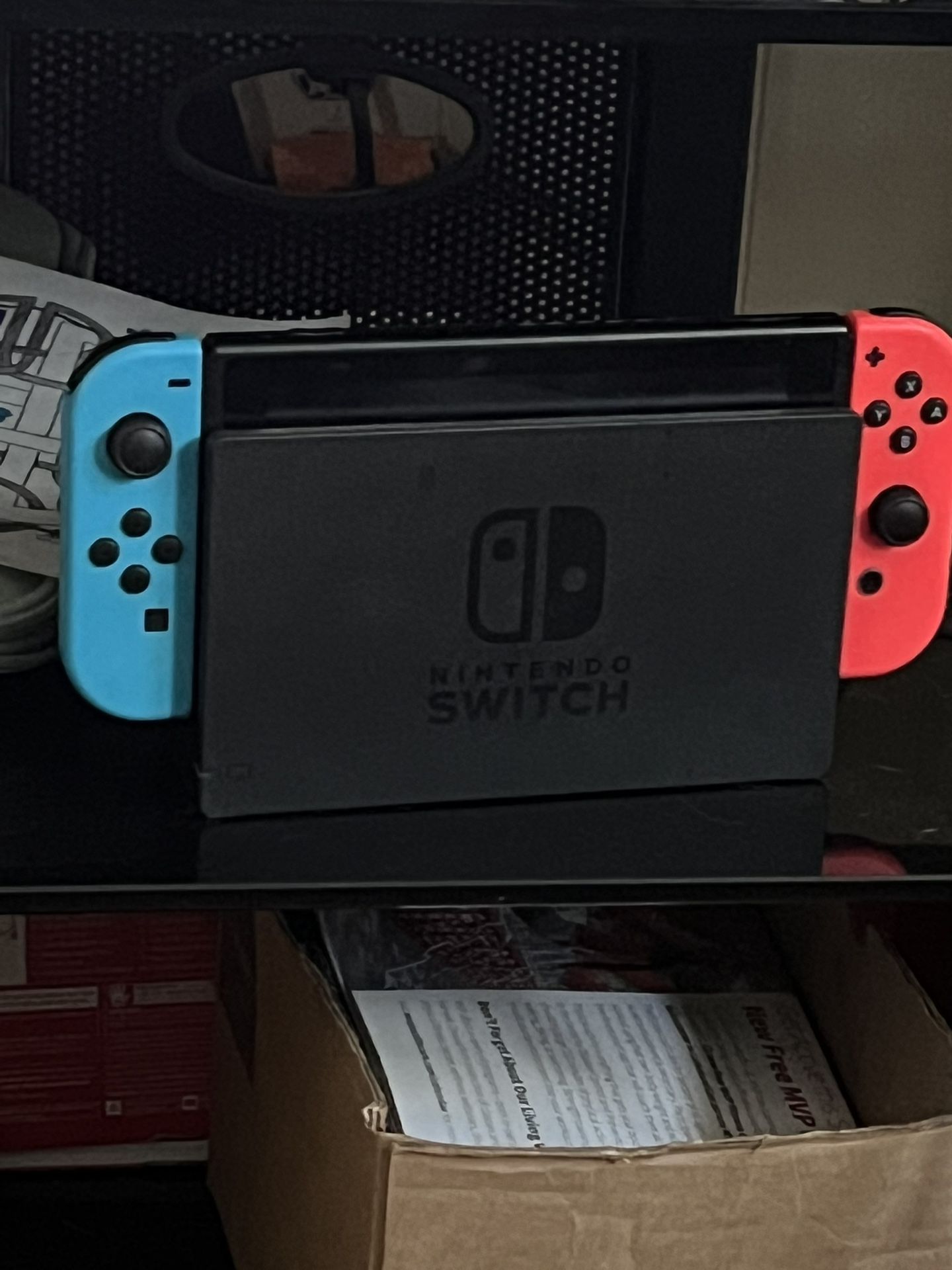 Nintendo Switch ￼