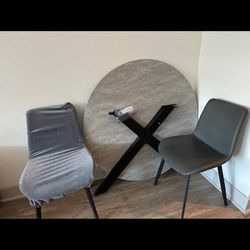 Modern Round Dining Table