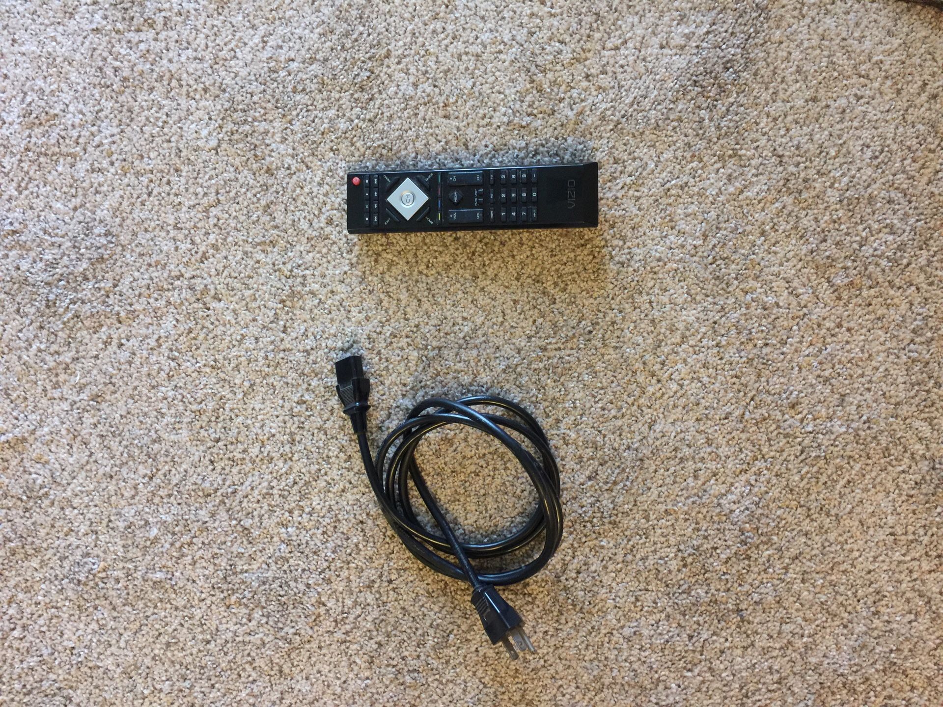 Vizio 36 inch TV for Sale in WA OfferUp