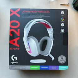 ASTRO A20 X LIGHTSPEED Wireless Gaming Headset with PLAYSYNC AUDIO and LIGHTSYNC RGB