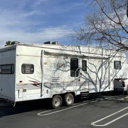 Tahoe 5th Wheel Trailer W Slideout Ac Livable Inside Tows Good 