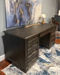 Magnussen Executive Desk