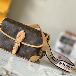 Louis Vuitton Diane bag Monogram shoulder bag