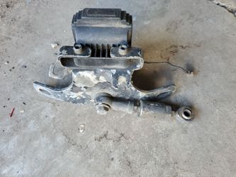 Harley fxr? Top rubber Mount motor mount with 12 volt coil used