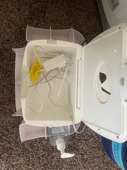 Munchkin Wipe Warmer with baby organizer