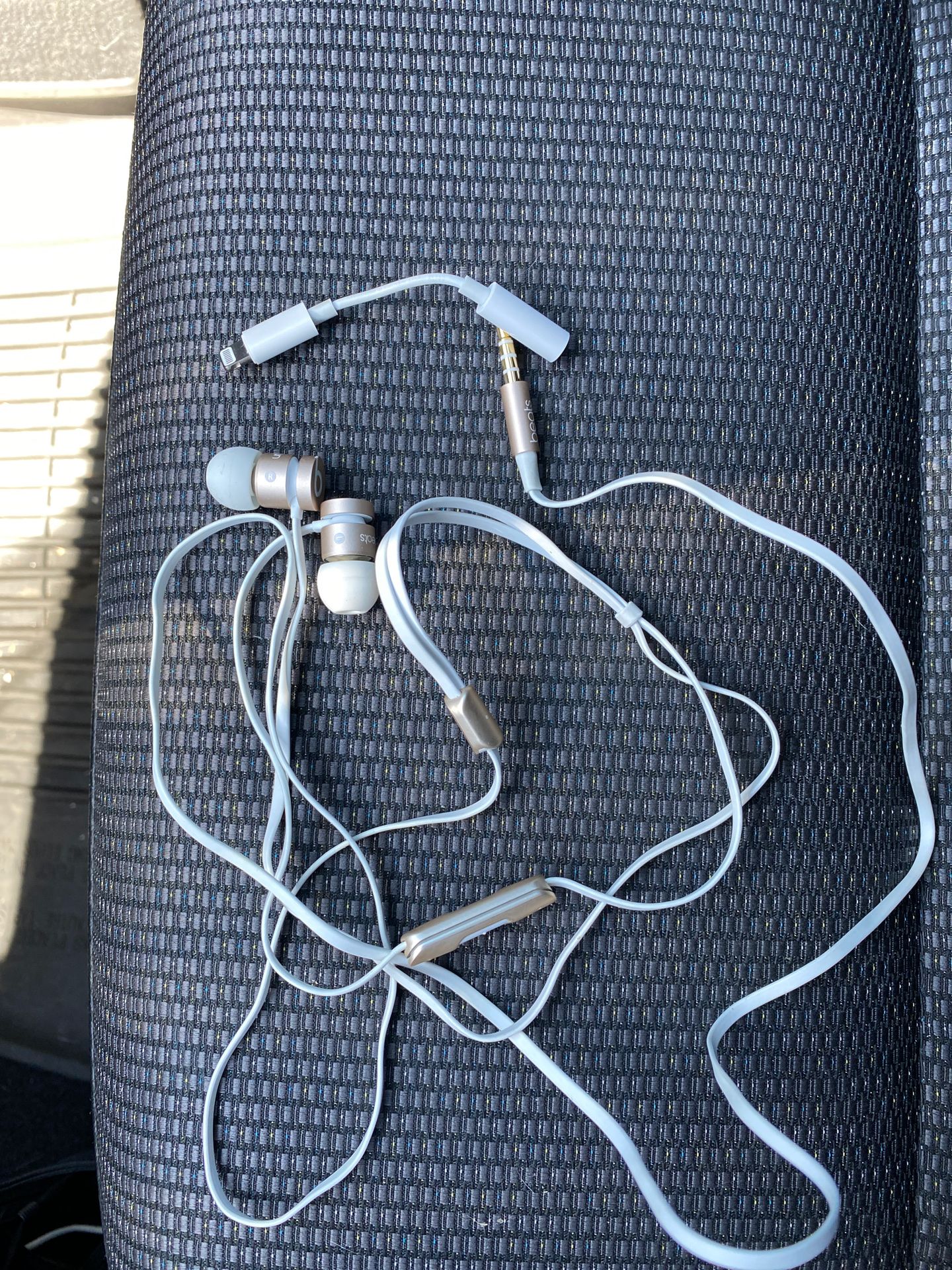 **Slightly Used Beats headphones! Great condition and am including the attached apple cord to plug into any iPhone!