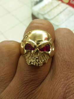14k gold skull ring 14 grams