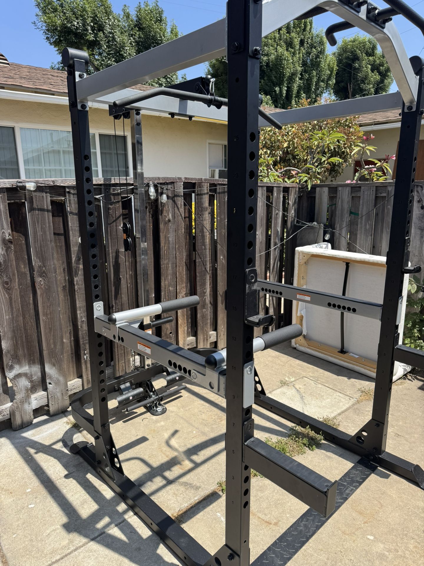 Fitness Reality X-Class Squat Rack Power Cage Black