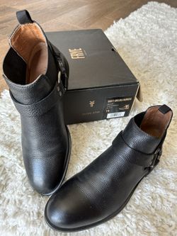 New Frye Boot Shoes - Size 7M