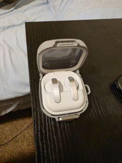 Smasung Galaxy Buds 4