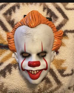 Pennywise mask  