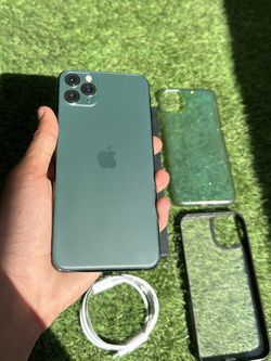 iPhone 11 Pro Max 64GB Green Mint Condition!