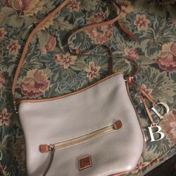 Dooney & Burke purse/handbag