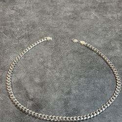 SILVER CUBAN LINK CHAIN