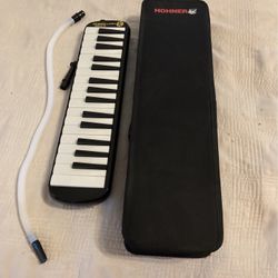 Hohner Melodica