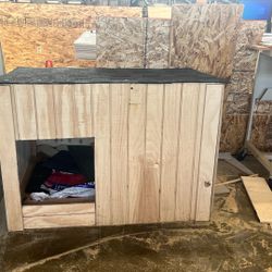 School Built Dog House  Purchased Effects Grade