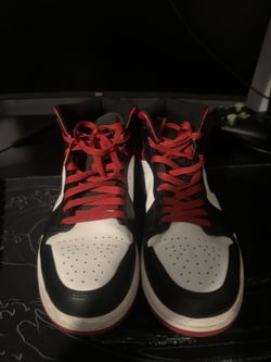 Jordan 1 Gym Red Black Toes
