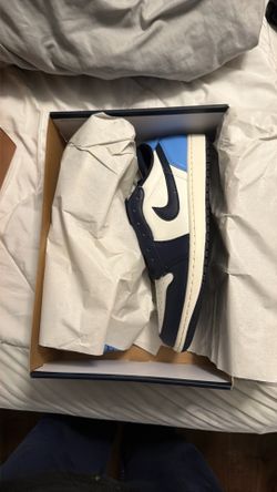 Jordan 1 Low Obsidian