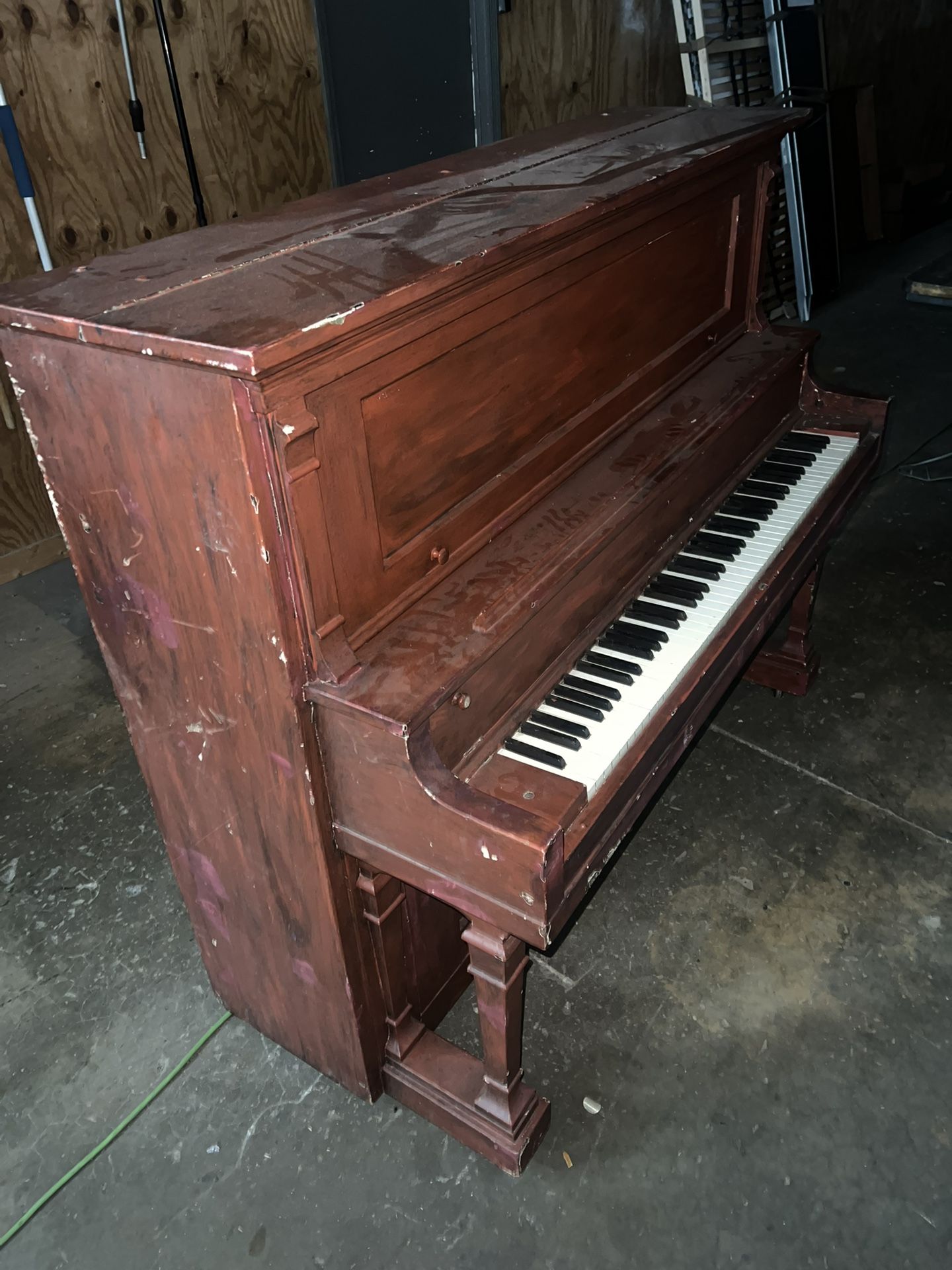 Antique piano