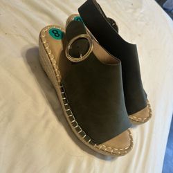 Woman’s  Olive Green Wedge Heals 