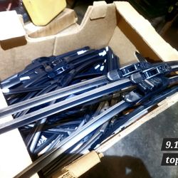 Windshield Wipers Various Sizes New