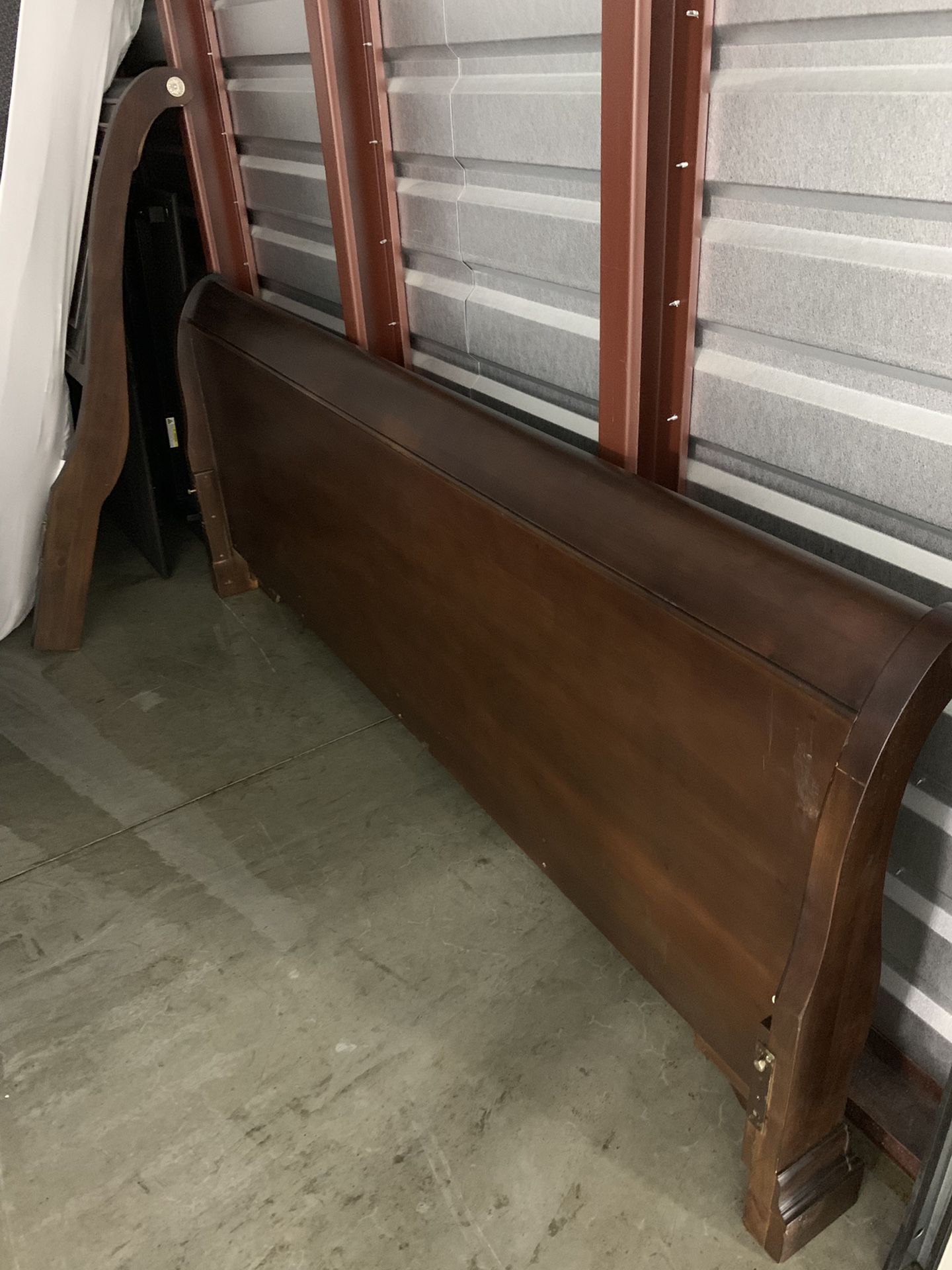 King size bed frame sleigh bed new condition with rails