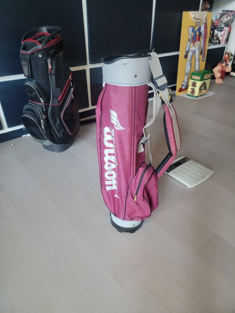 Ultra Light Weight Vintage Purple Wilson Golf Bag