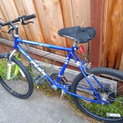 Murray Bike Bicycle Alloy Mountain Flex 18 Speed 24 Inch New Tires 