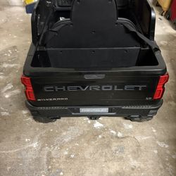 Kids 12v Chevy Silverado 