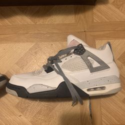 Jordan 4