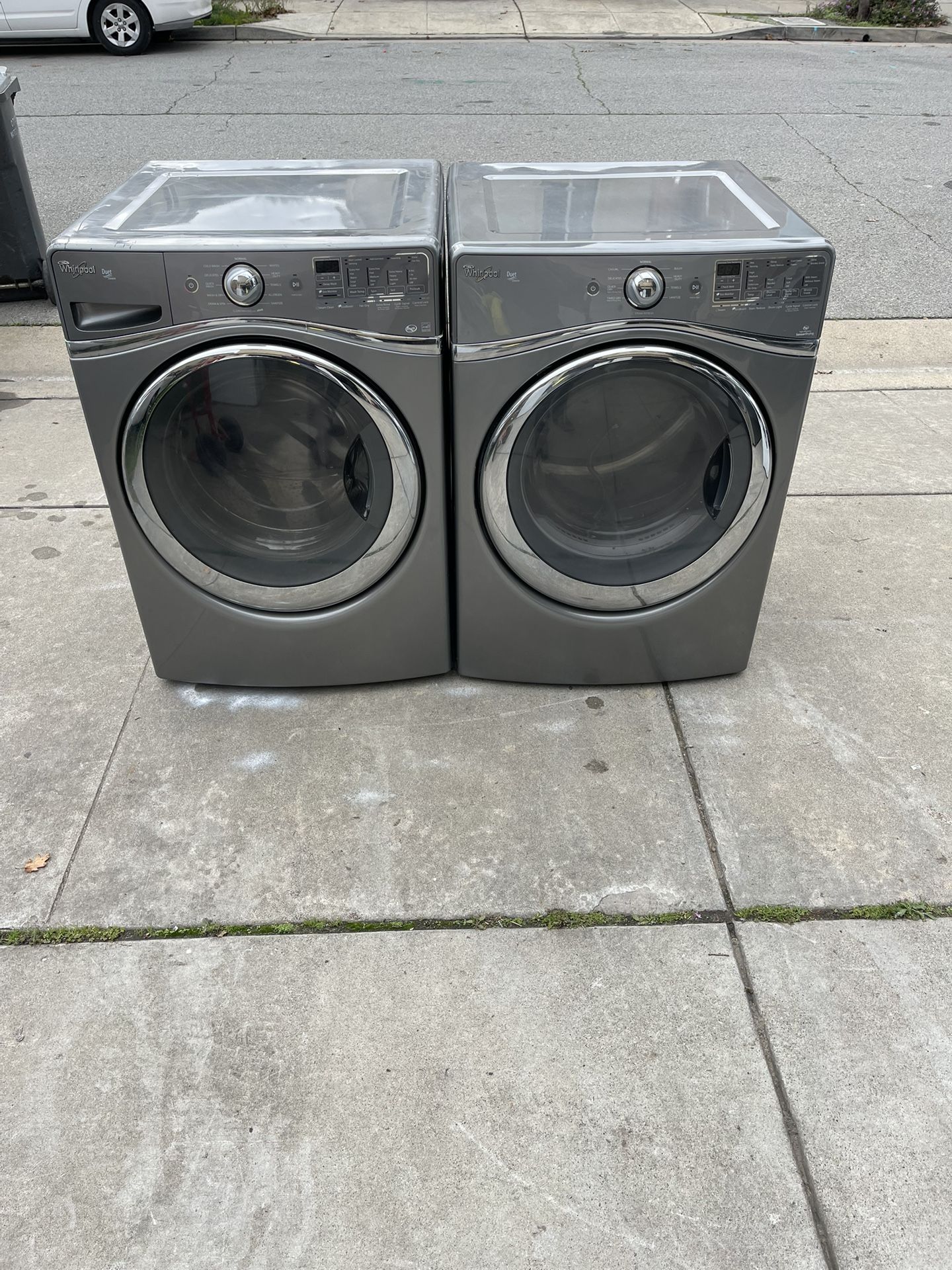 Whirlpool Washer/Dryer (Gas Dryer + Stackable) 30 Day Warranty