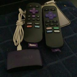 Roku  Express  Good Condition Works Good Factory Reset  2 Remotes