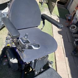 Quantum Edge 2.0 Electric scooter/Wheelchair